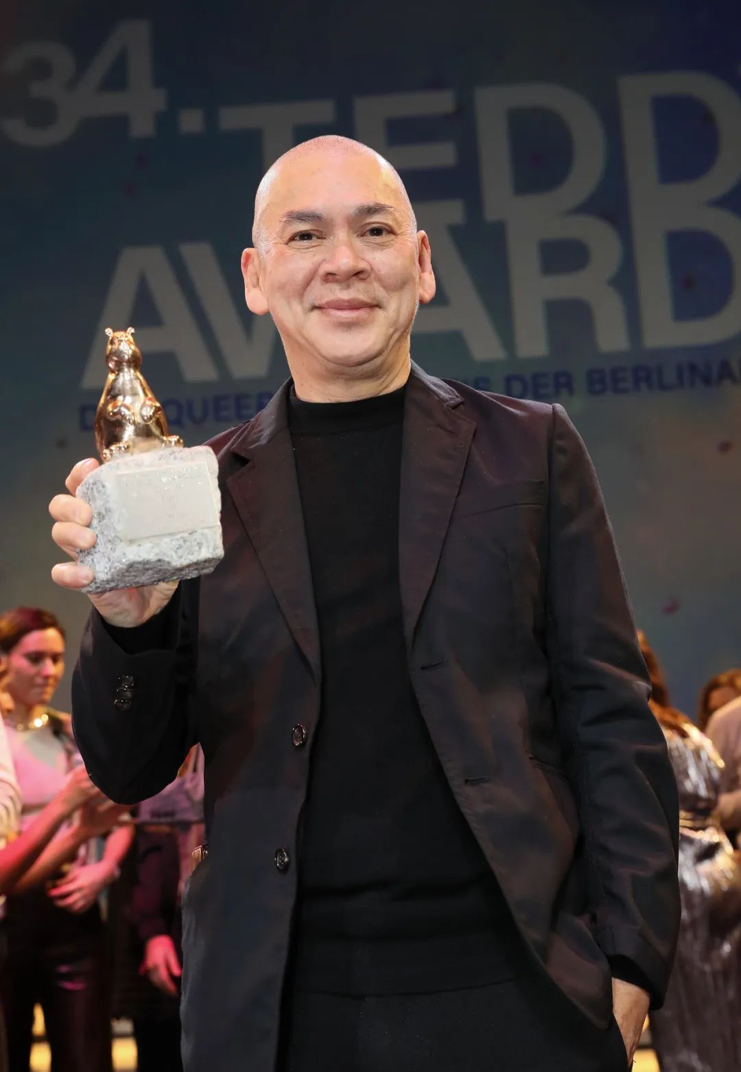 拿下泰迪熊评审团奖的蔡明亮,图源柏林电影节官网