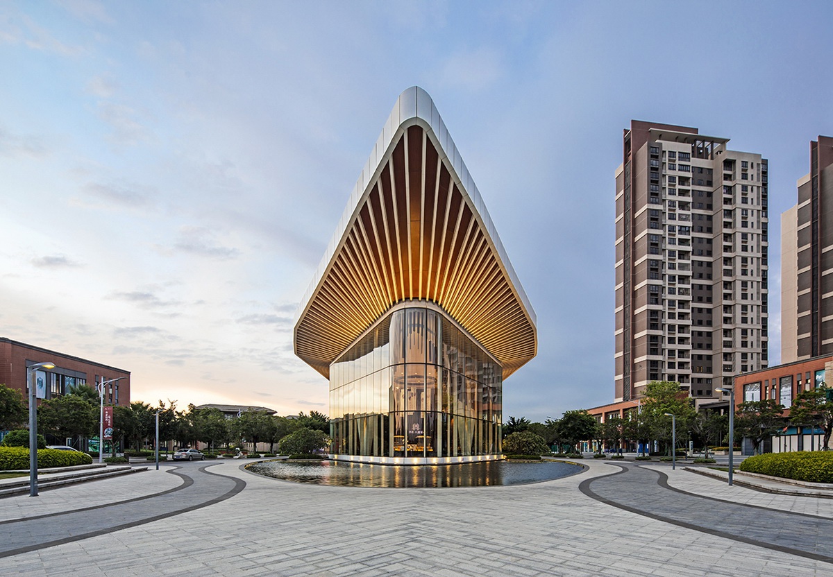 漂浮的船茂名保利大都会城市展示中心柏涛设计