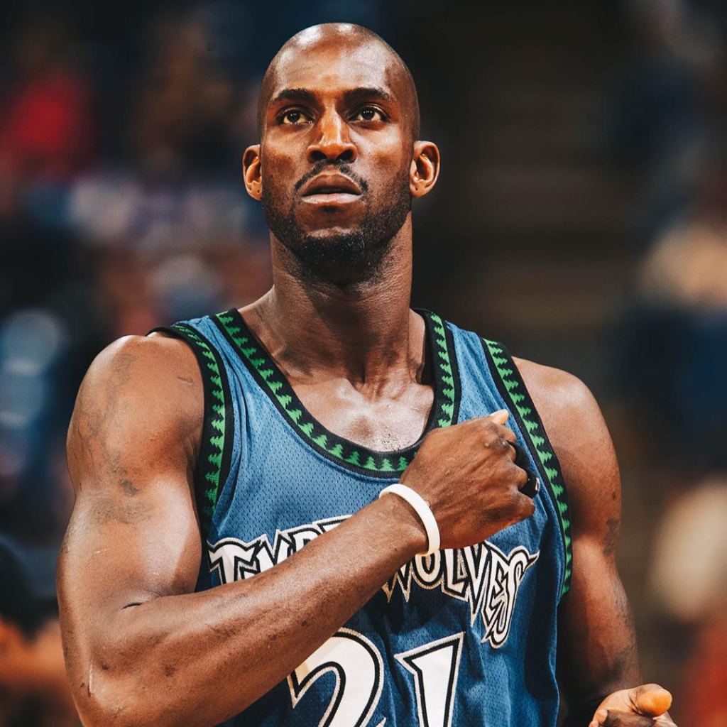 加内特拒绝森林狼退役球衣,老板没诚信还是狼王太贪心?