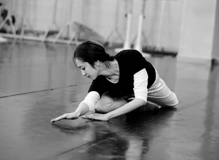 飘然转旋回雪轻 李博带你起舞健身