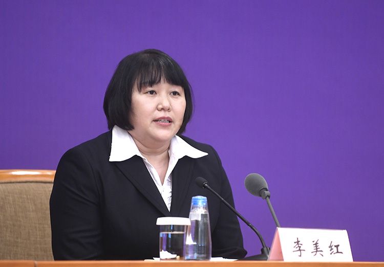 民政部:低风险地区应加强核验服务行业人员健康码