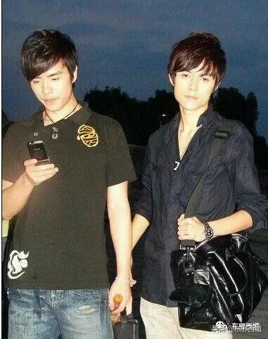 张超壕,柏栩栩也是那届好男儿的土豪.