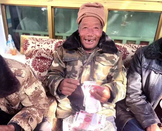 听拉孜县阿旺旦增说他的致富经