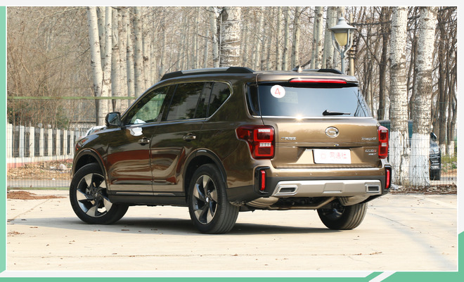 2.0T+大五座布局的硬汉 广汽传祺GS8S正式亮相