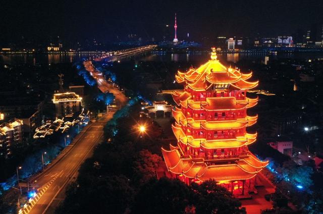 今天,我们与武汉一起奔跑