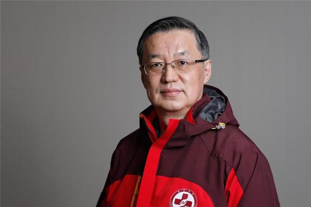 独家"彩蛋":思政课老师讲述抗疫英雄援鄂故事