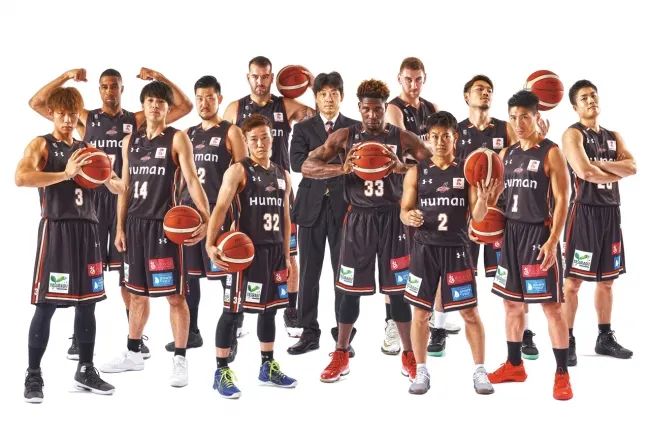 惨啊,全队11名球员确诊新冠!篮坛最惨球队诞生了.