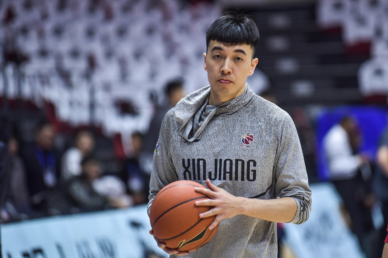 新疆球员曾令旭33岁生日快乐