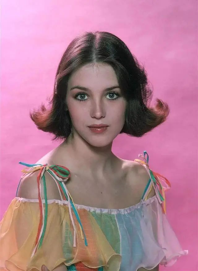 曾演禁片五夺影后未婚生子法国第一美女阿佳妮性感叛逆