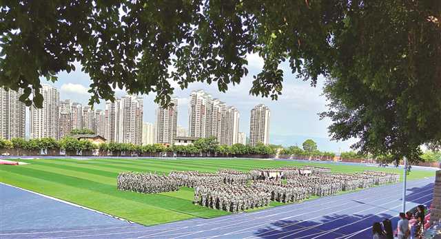 长寿区实验中学运动场 数说》》