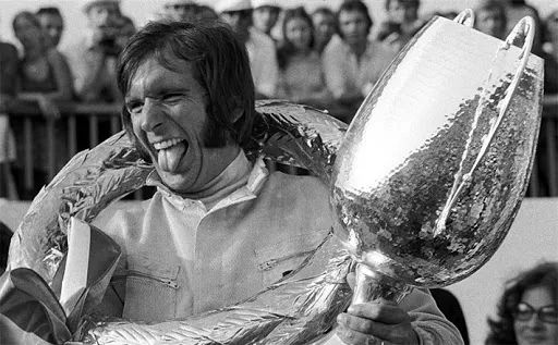 alan jones(73岁)john watson(73岁)john watson和niki laudakeke