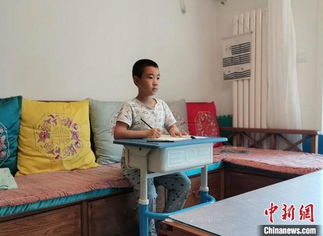 北京百万名中小学生“云开学”如期完成本学期教学任务