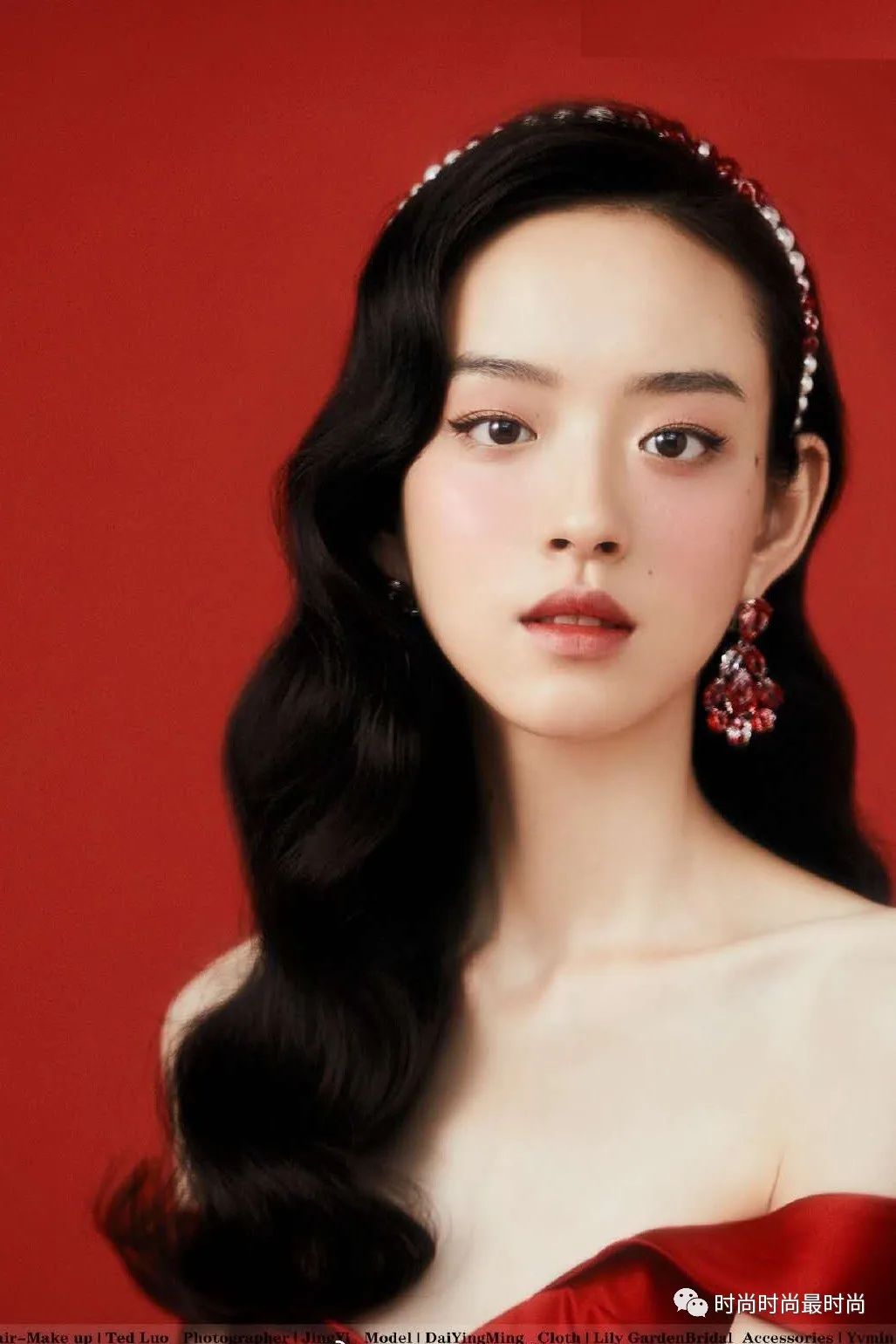 代英明 | 比阳光更灿烂的是她的穿搭和笑容