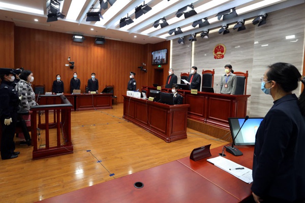图说:庭审现场.虹口检察院供图