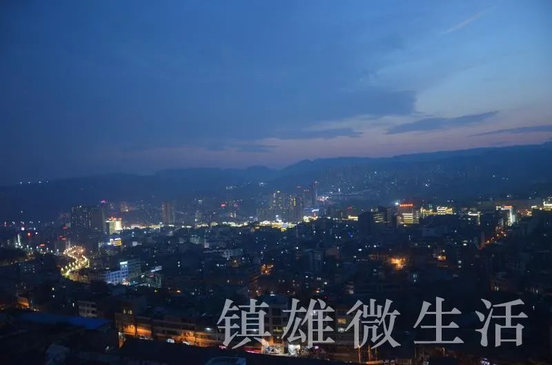 乌峰山下那座镇雄城!(组图)|镇雄|云雾|黑夜_新浪新闻