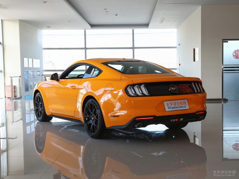 新款福特mustang正式上市 售39.48万元