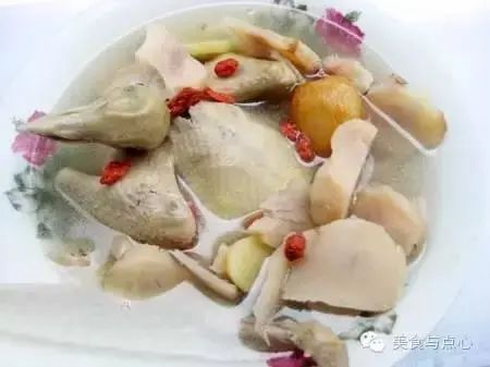 广东人最会煲的四大汤,滋补养生,果然不一样!