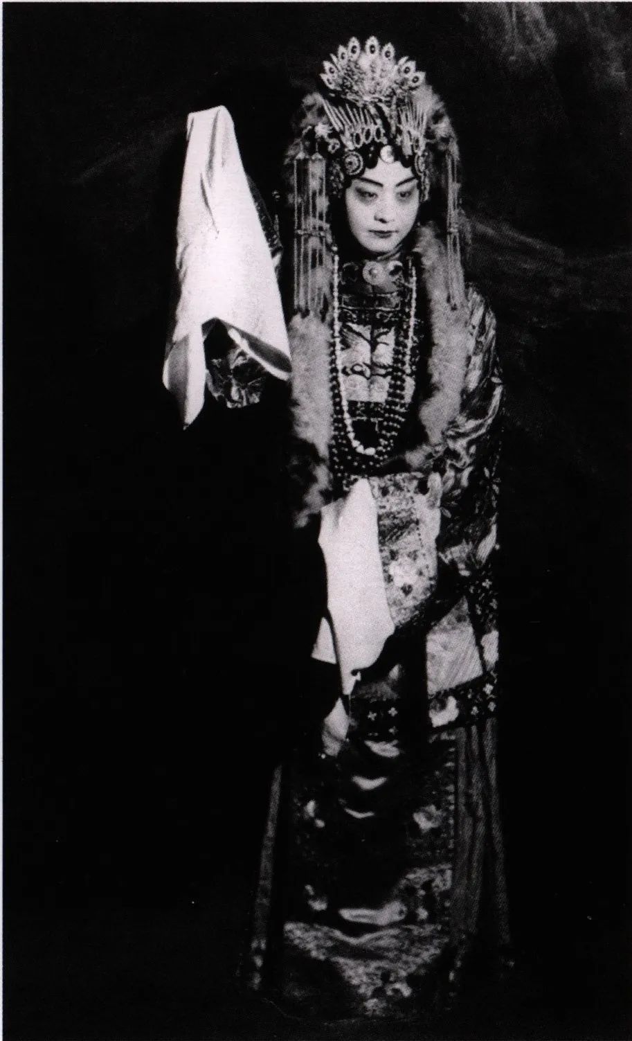 老北京的梨园故事不比电视剧逊色|民国|戏楼_新浪新闻