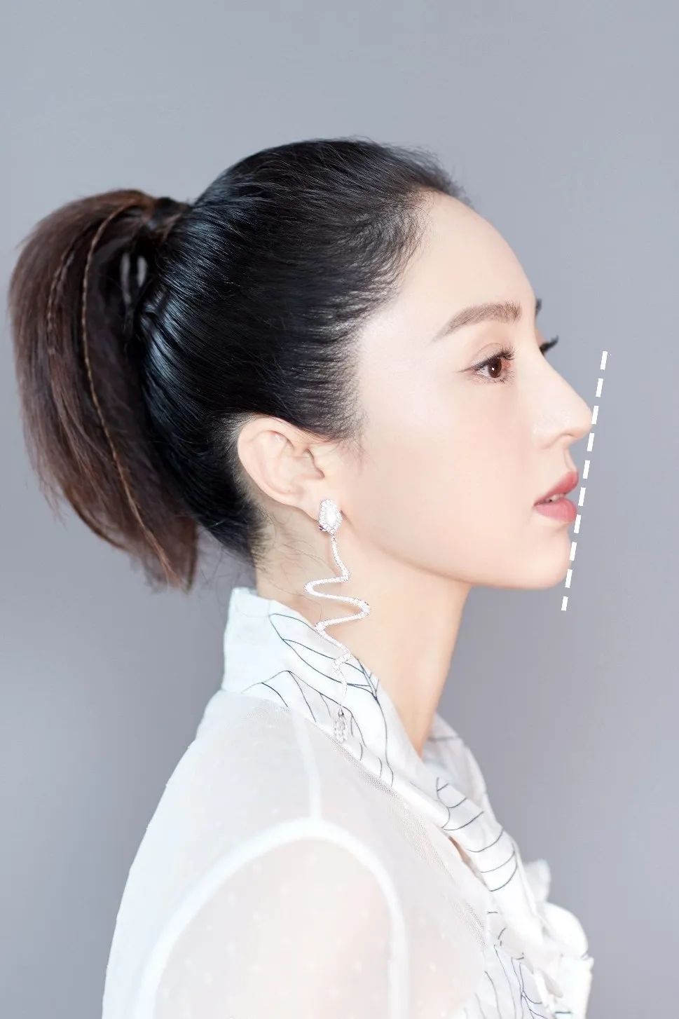 欧阳娜娜侧脸太丑被嘲假美女原来满足这4点才算真的好看