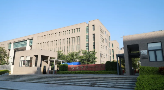 珠海一中平沙校区借助升学e网通线上名师资源 构建"双师课堂"实现信息