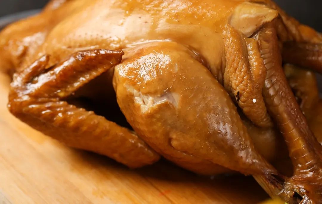经典粤菜正宗广式熟鸡皮脆肉嫩鲜香浓郁下饭解馋必备