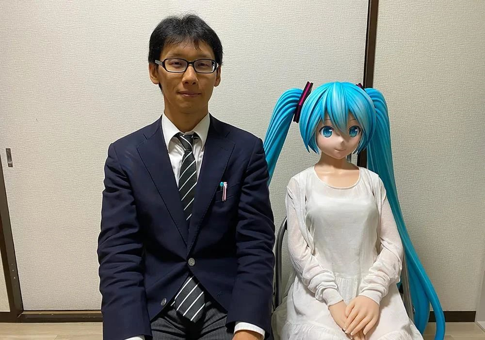 那个花200万娶初音未来的男人,被迫离婚了?