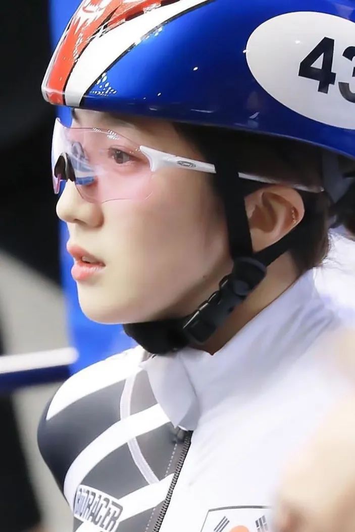 韩国年龄已经30岁的她,在更新换代速度极快的国家队中,成绩并不算出众