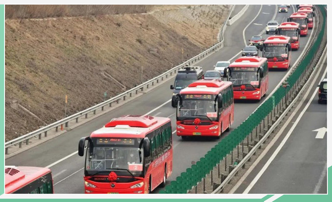 保驾护航 北汽车队护送北京市援鄂医疗队回家