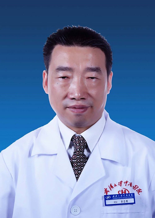 他坚守疫情防线,为生命保驾护航,中南医院称他为"战疫先锋",连同多名