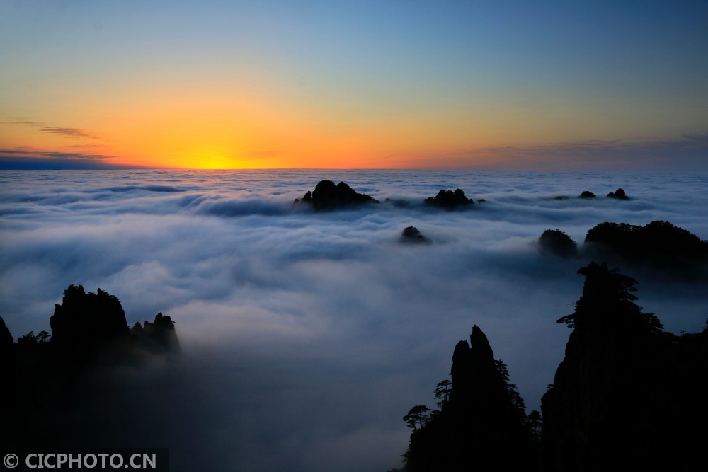 安徽黄山:云海绚丽壮美|云海|黄山风景区|施广德_新浪新闻