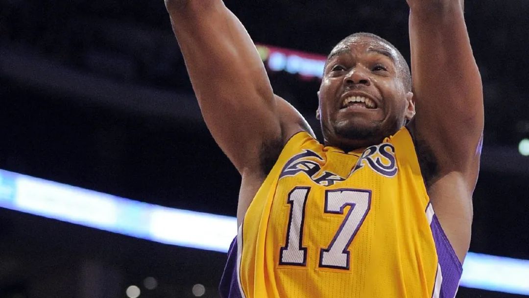 再见了湖人的非卖品单换巅峰霍华德26岁就从nba退役