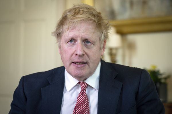 英媒披露英国首相疫情早期5次缺席重要会议