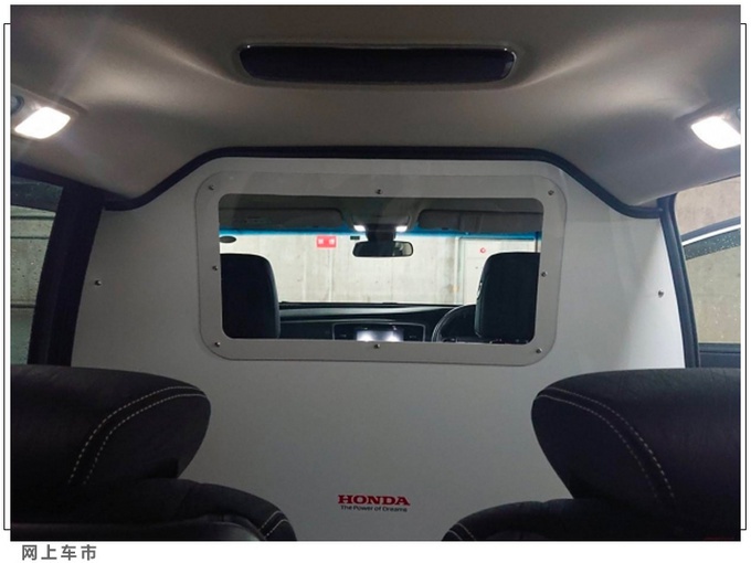 本田mpv秒变负压救护车!坐下8人还是没问题的,奥德赛也正在路上