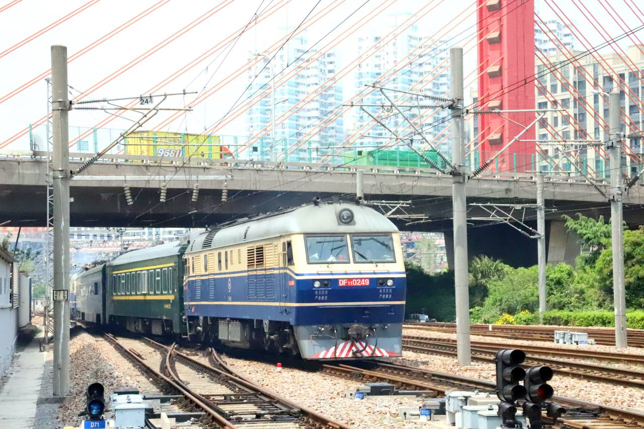 沪通铁路开始联调联试,这三个市将结束不通火车的历史!