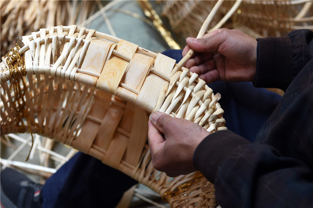 淮河柳编"编出"新生活