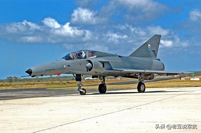 "幻影"战机家族番外篇(二):南非"猎豹"战斗机