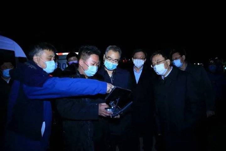 青岛小珠山发生森林火灾,王清宪孟凡利到一线督导扑火救援工作