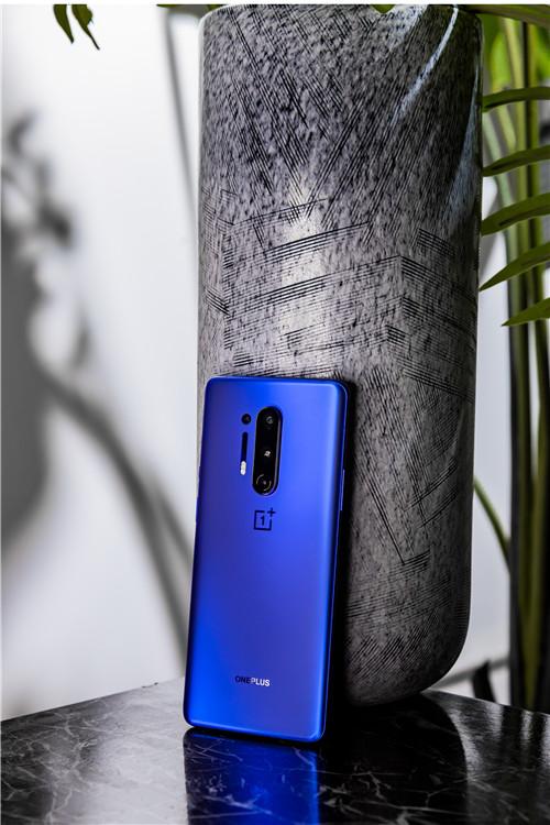一加8 pro蓝调配色开启预售