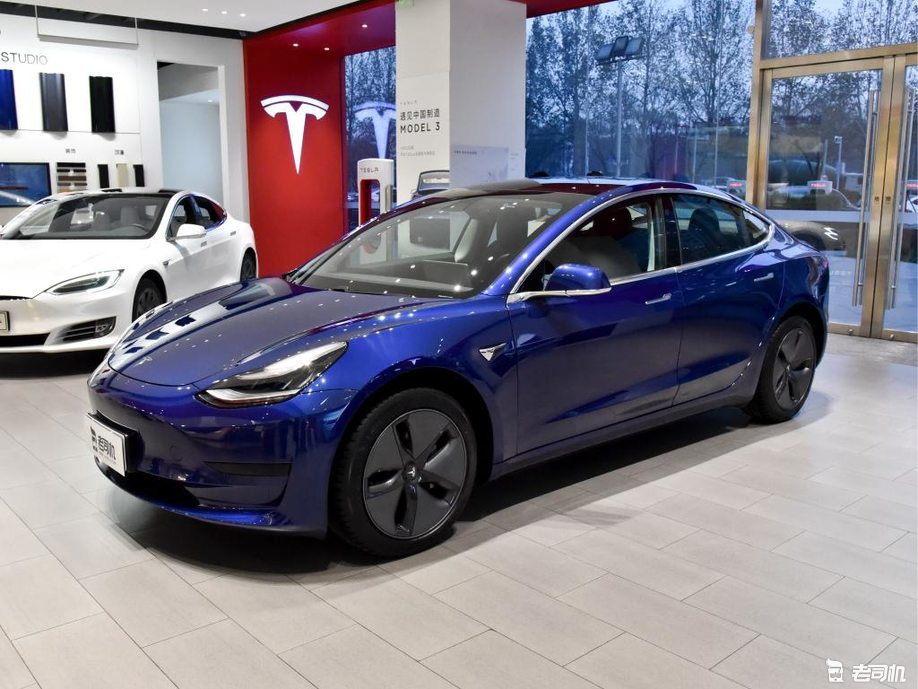 白色内饰开放选装国产特斯拉model3补贴后涨04505万元