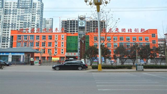 曾为山东省会,面积相当于3个威海,未来冲击二线的希望很大
