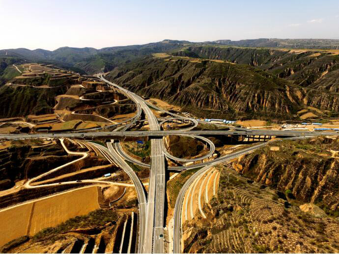 临吉,隰吉,吉河高速纵横贯通 张保华 摄