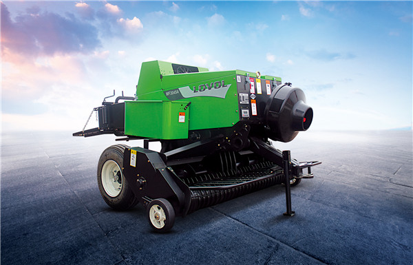 雷沃打捆机让秸秆轻松回收