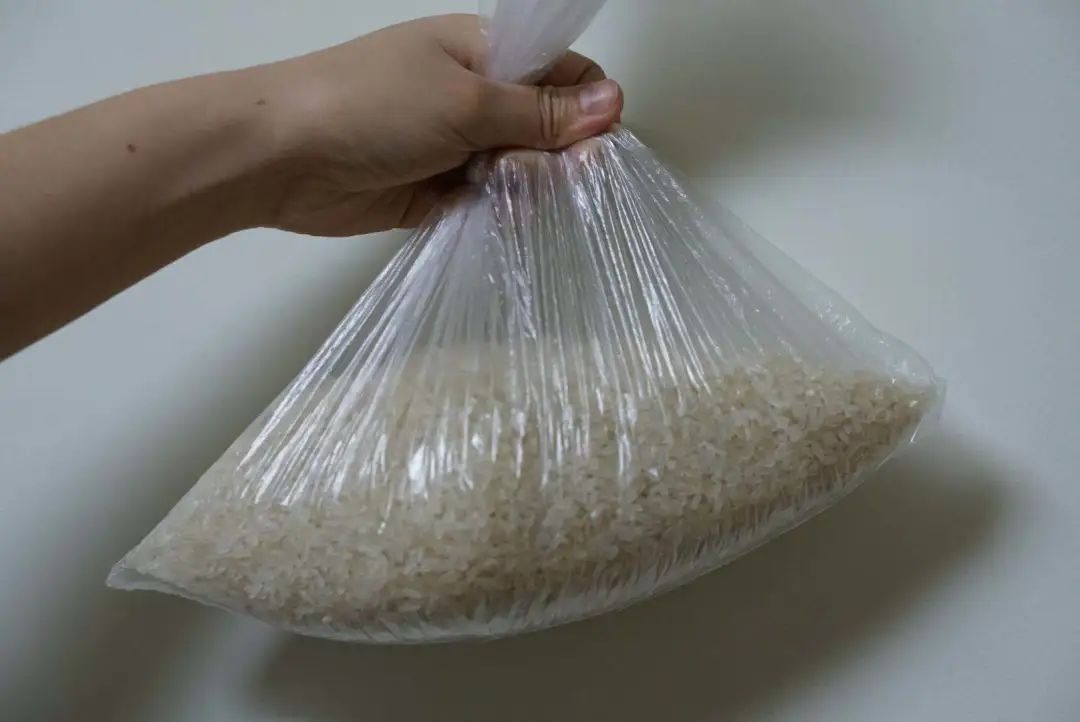 不扛个三五十斤香肠排骨蔬菜水果,没人能从家里全身而退