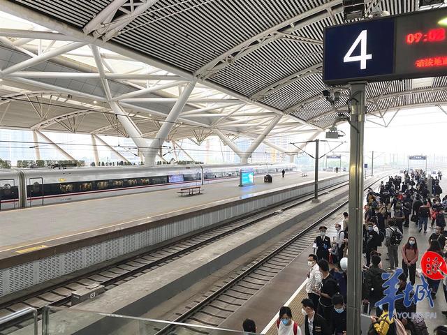 37次3对;广州南～怀化南g6176/5/2/1次2对;广州南～长沙南g6117/2次 