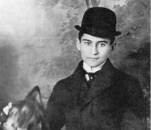 如果卡夫卡活到100岁...