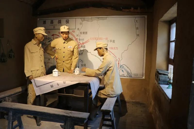 记者走访潍县战役指挥部旧址,潍县老城墙等地,触摸红色印记聆听当年