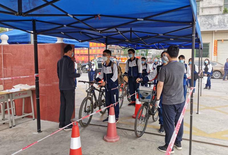 礼乐三中陈伯坛实验学校博雅学校文昌中英文学校更多返校内容请关注