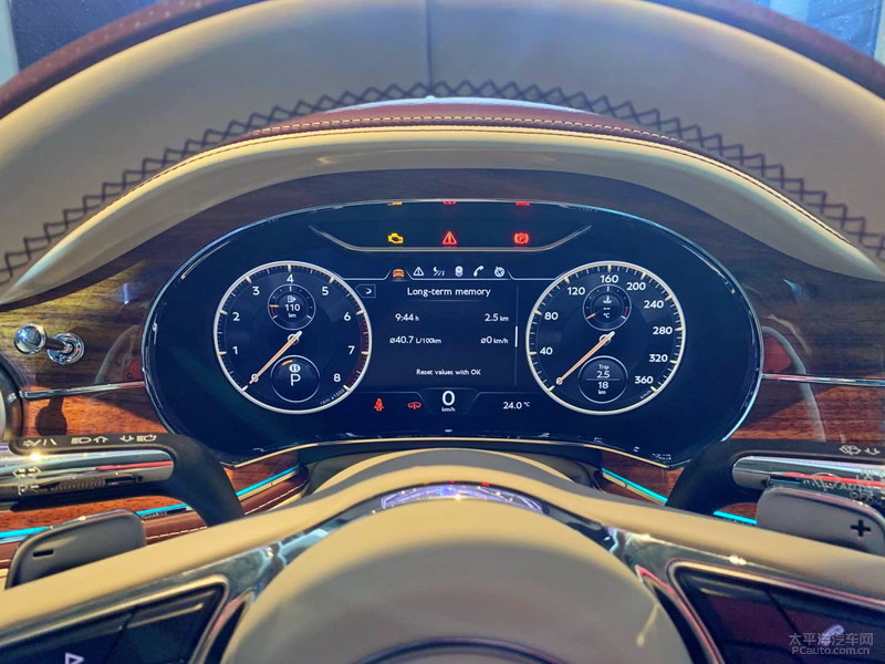 新一代宾利飞驰在华交付 起售价为289万