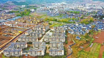 昭觉县易地扶贫搬迁县城集中安置点. 记者尹钢摄