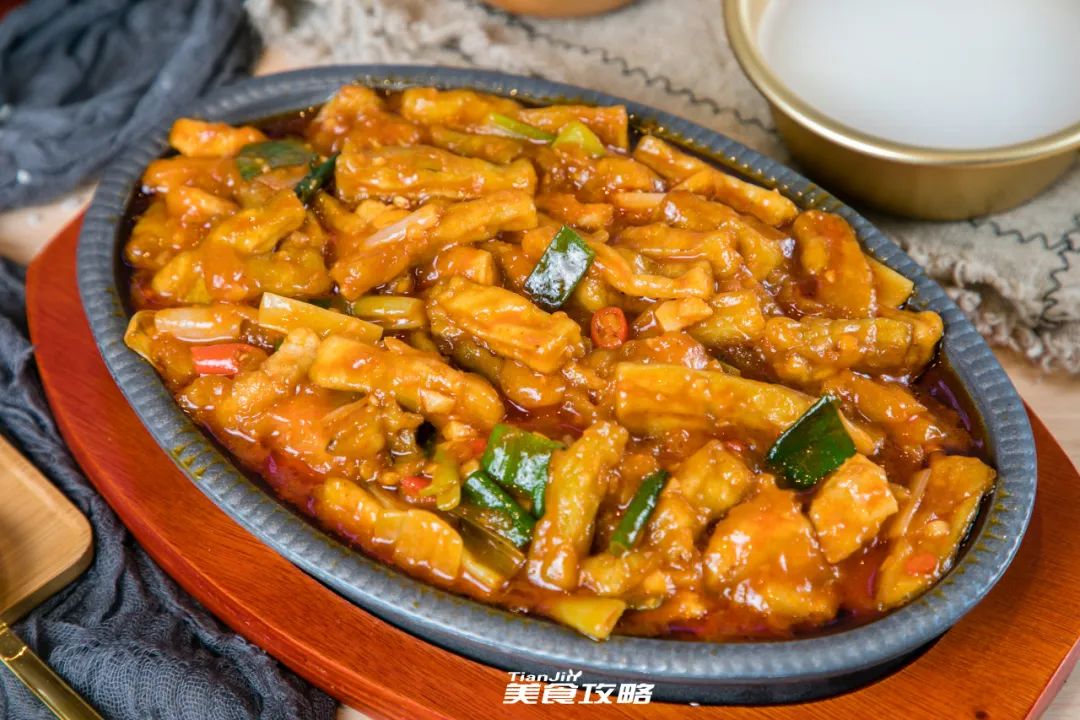 石板肉段茄子  ||这道辣爆心管绝对是东北的特色!